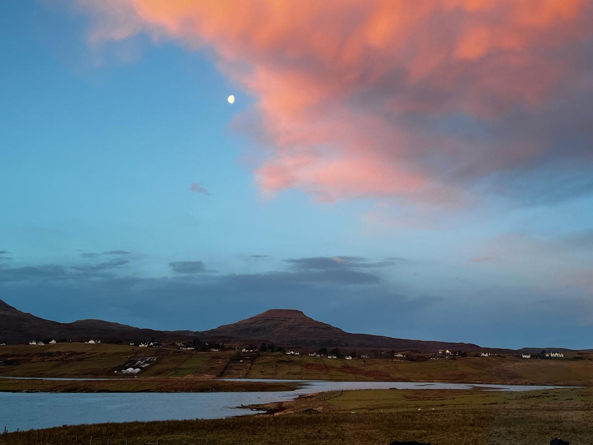 The Bothy, Vatten, Dunvegan Lonmore Extérieur photo